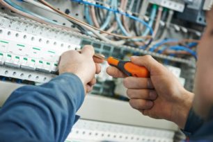 Monteur câbleur en électricité résidentielle Monteur câbleur en électricité résidentielle